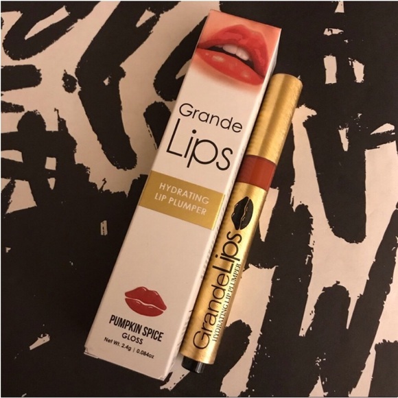 GrandeLips Hydrating Lip Plumper Gloss in Pumpkin Spice, 0.084 oz/ 2.4 g - Picture 5 of 11